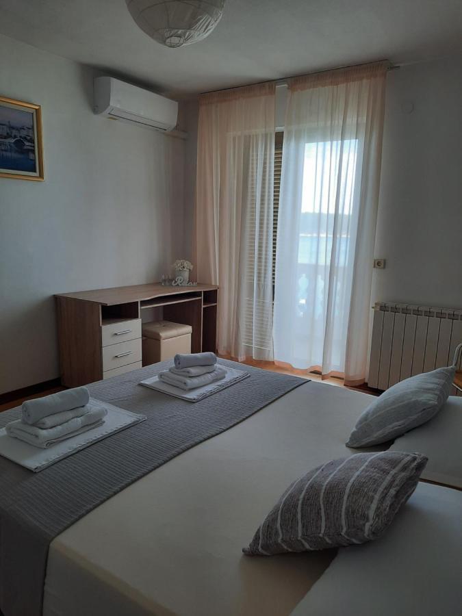 Apartments And Rooms Vinko Barbat na Rabu Luaran gambar