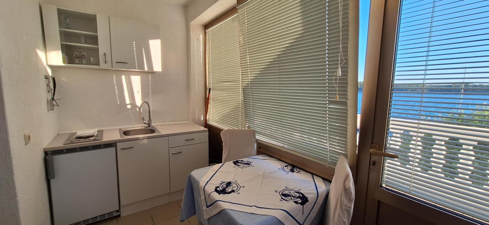 Apartments And Rooms Vinko Barbat na Rabu Luaran gambar