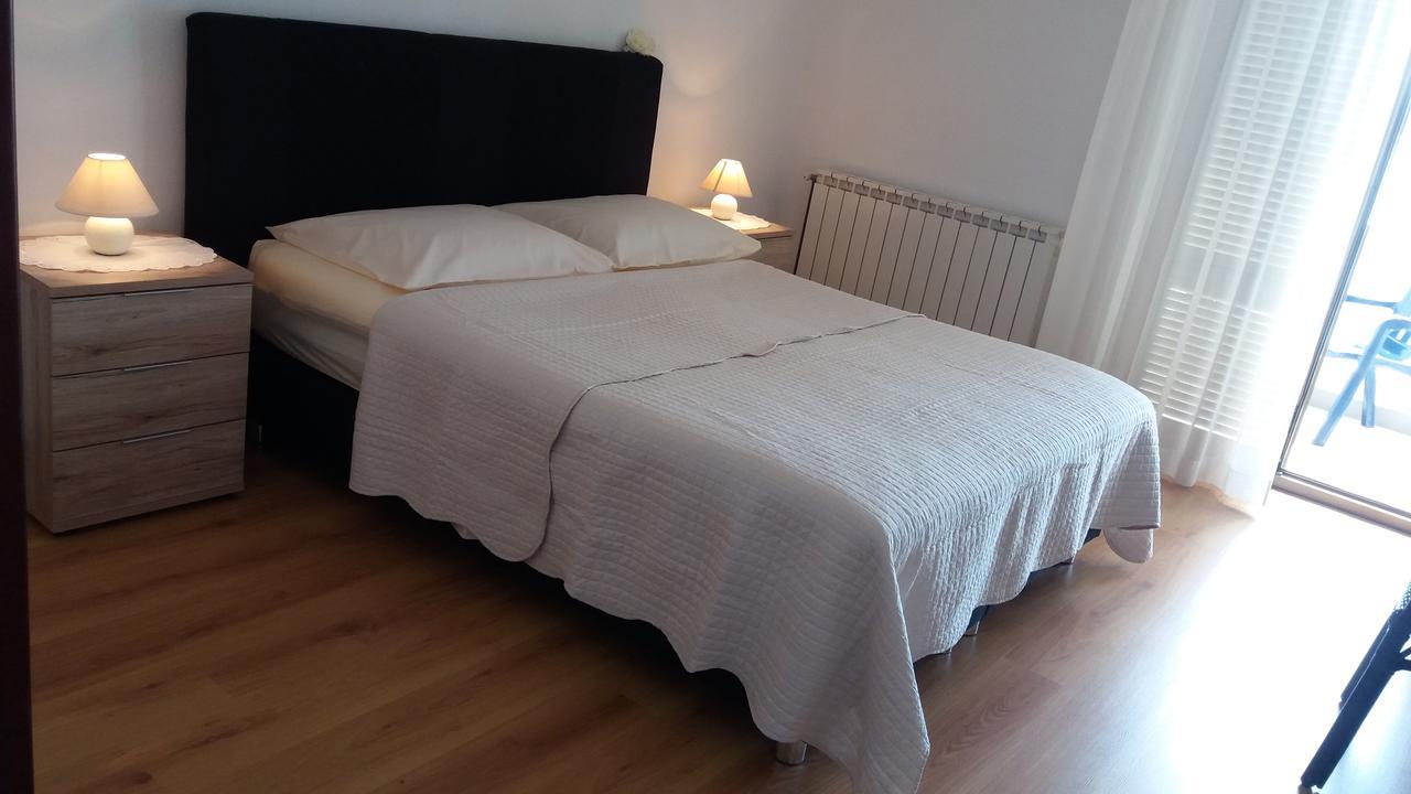 Apartments And Rooms Vinko Barbat na Rabu Luaran gambar